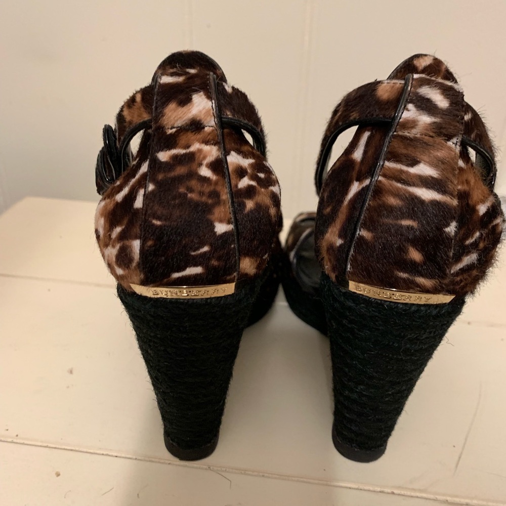 Burberry calf hair wedge espadrille sandals - Picture 5 of 8